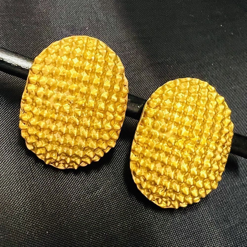 Vintage Large Brutalist Modernist Micro Thorns Earrings Clip On Gold Spiky 1115